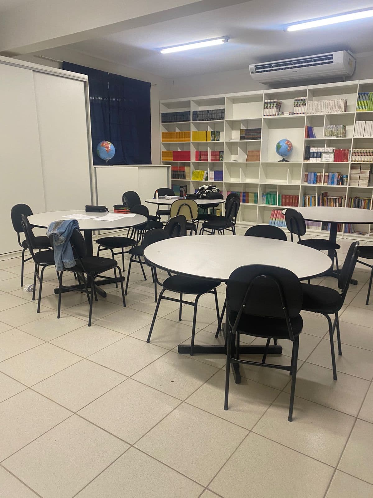 De cara nova! Conheça a nova biblioteca da Escola Estadual Dr. João Beraldo