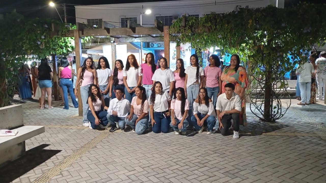 Alunos da Escola Estadual Doutor João Beraldo fazem linda homenagem ao Dia das Mães